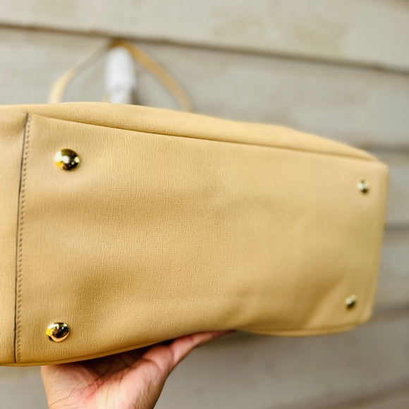 COACH tan Saffiano leather tote - Picture 11 of 17